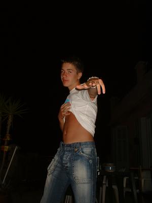 fred tes tros beau